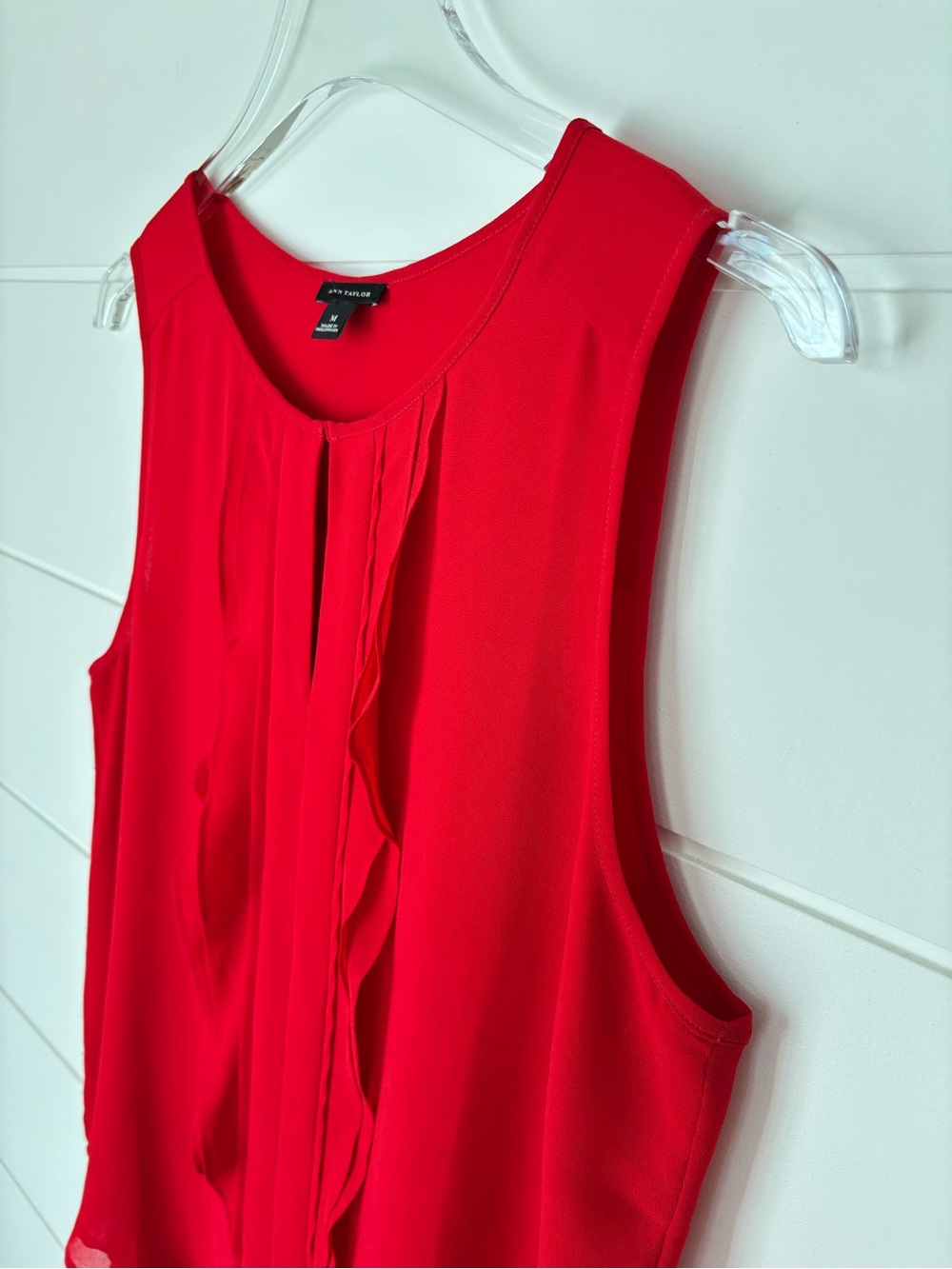 Ann Taylor Red Sleeveless Pleated-Front Camisole Top Women's Medium - Picture 4 of 9
